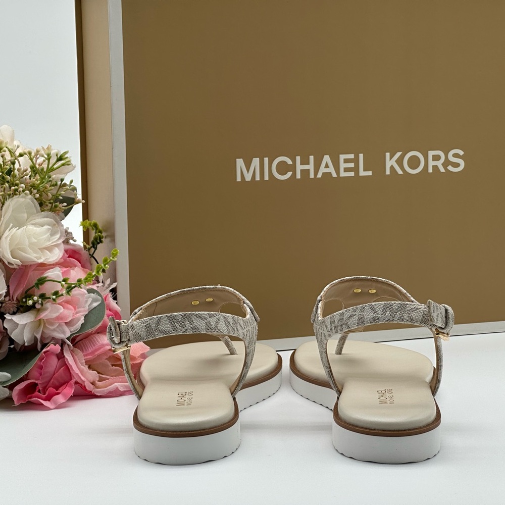 Michael Kors Vanilla Thong Sandals NIB - Picture 7 of 11